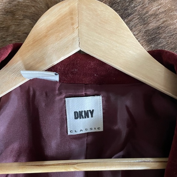 DKNY Vintage Deep Red Velvet Blazer - Picture 2 of 2